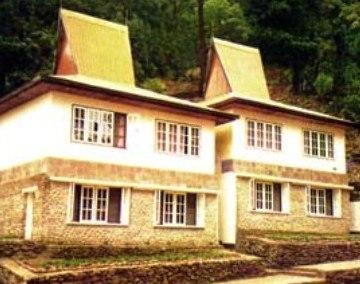 Golden Rock Hotel Kyaikto