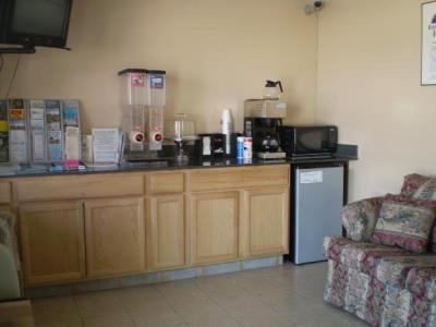 Budget Inn Nassawadox