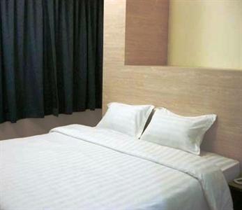 Salim Room