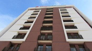 Play Hotel