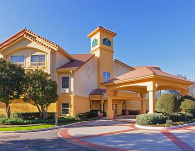 La Quinta Inn and Suites Dallas Addison-Galleria