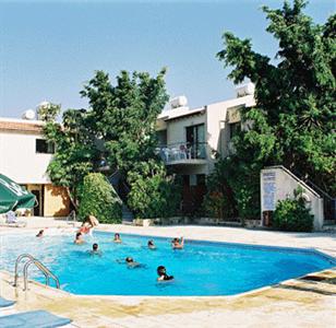 Chrysafinia Hotel Apts