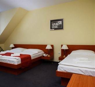 Lipa Hotel