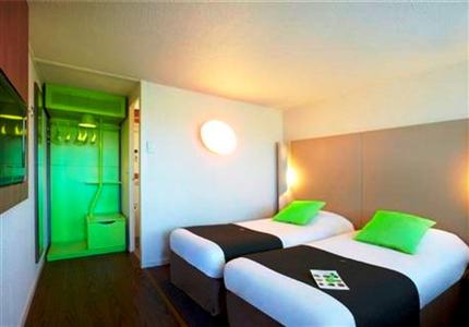 Campanile Poitiers Sud Aeroport Hotel