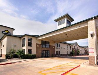 Days Inn North Dallas Hotel