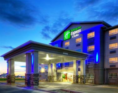 Holiday Inn Express & Suites Dawson Creek