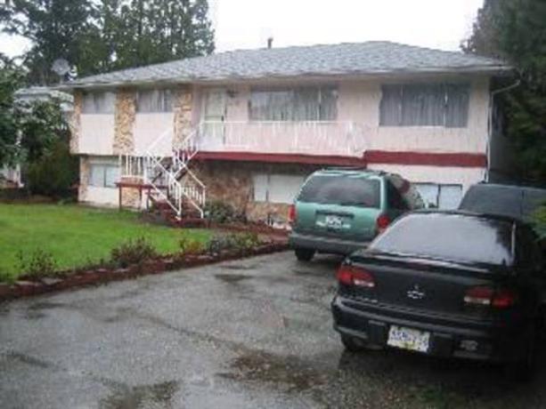 Homestay in Surrey near Surrey Central Station