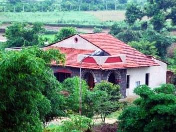 Mogli Resort