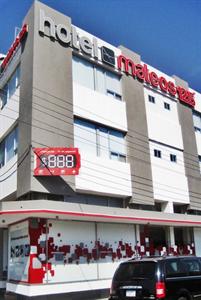 Hotel Mateos 1215
