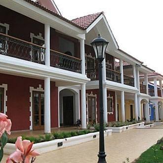 Golden Sands Apartments