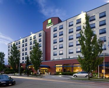 Holiday Inn Express Vancouver Airport