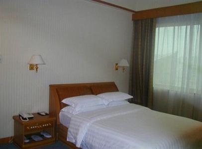Sea Lake Hotel