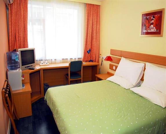 Home Inn Zibo Xiliu Road