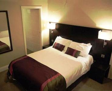 Hearns Hotel