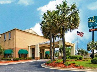 Quality Inn & Suites Mobile