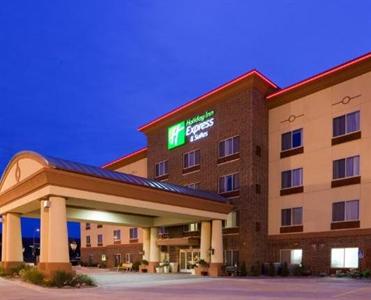 Holiday Inn Express Hotel & Suites Winona