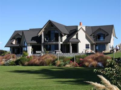 Dock Bay Lodge