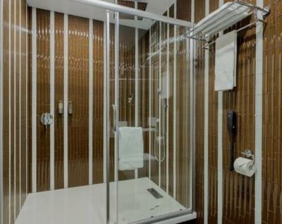 Dom Otel NEO