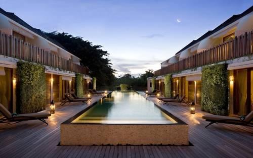 Kupu Kupu Jimbaran & Bamboo Spa by L'Occitane