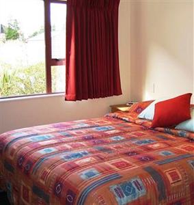 Adventure Lodge & Motel