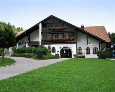Hotel und Biergarten Am See Thalhamer Hof