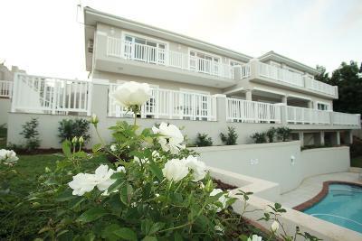 Seaview Manor Exquisite Bed & Breakfast