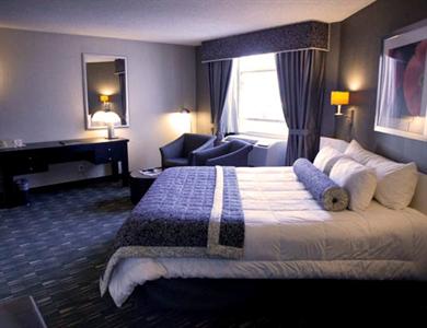Ramada Plaza Hotel-West Hollywood