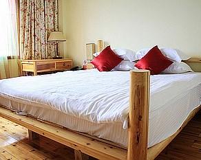 Lushe Hotel