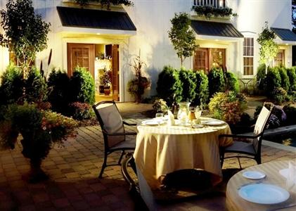 The Inn at Leola Village Lancaster
