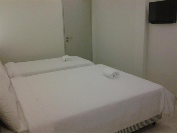 Qish Hotel