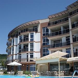 Royal Bay Apartments