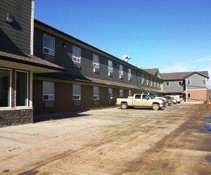 Super 8 Peace River AB