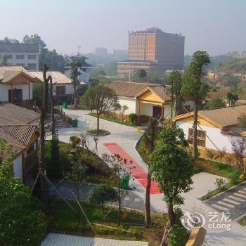 Golden Sun Resort