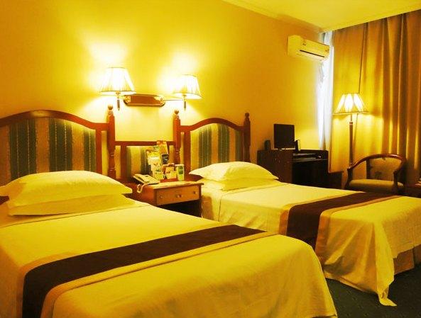 Red Coral Hotel