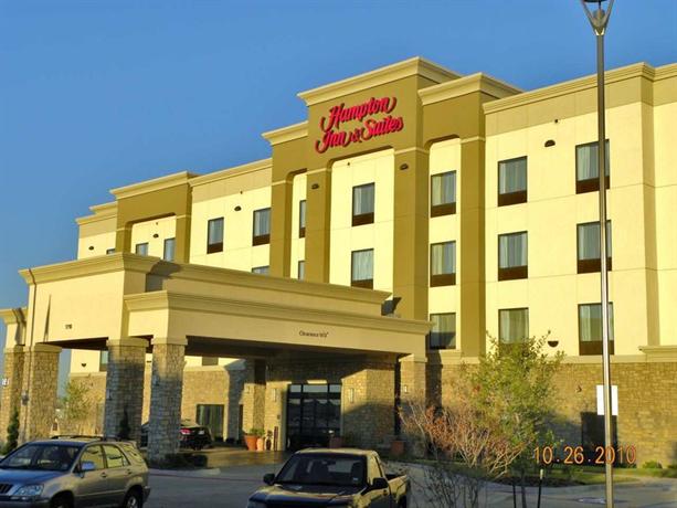 Hampton Inn & Suites Dallas Cockrell Hill I-30