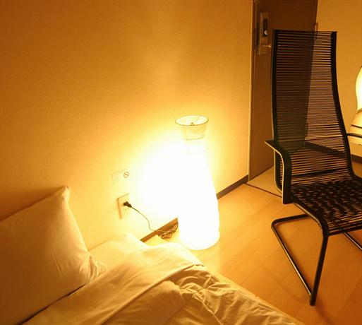 Hakozaki Terminal Hotel