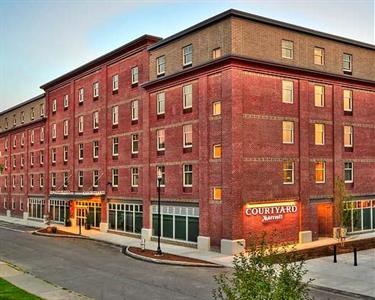 Courtyard Keene Downtown