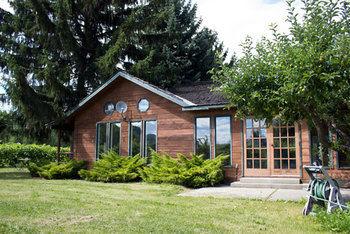 Columbia Gardens Winery and Grape Escape Guesthouse