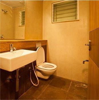 Hotel Holiday Home Bangalore