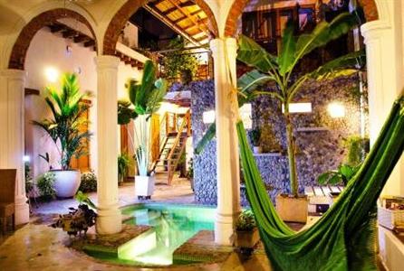 Casa Verde Hotel
