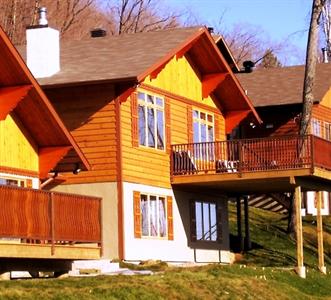 Chalets Lac a la Truite