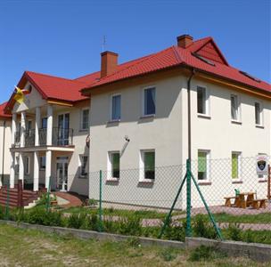 Piastowy Dwor