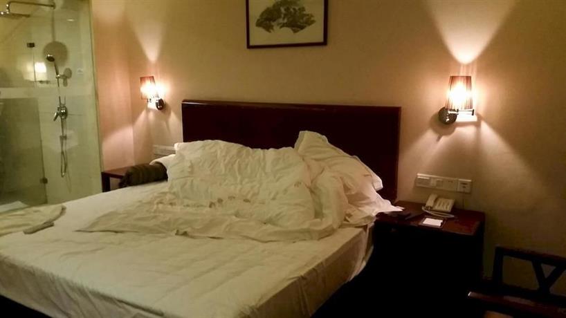 Overseas Capital Hotel