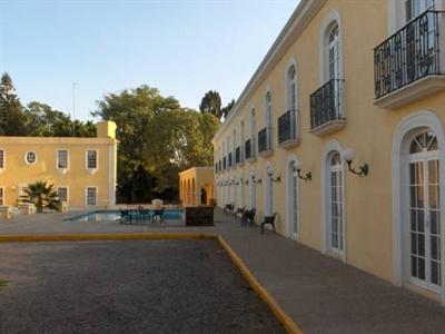 Villa Victoria Silao