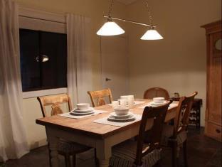 Bickley Valley Cottage