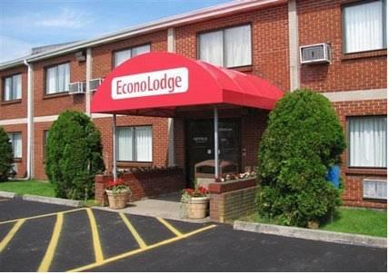 Corfu/Econo Lodge Darien Lakes