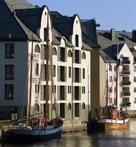 Hotel Brosundet