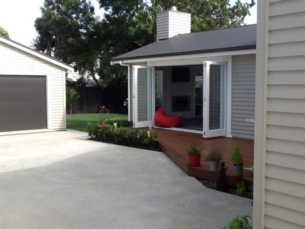 Homestay in Sandringham near Kiwitea Street