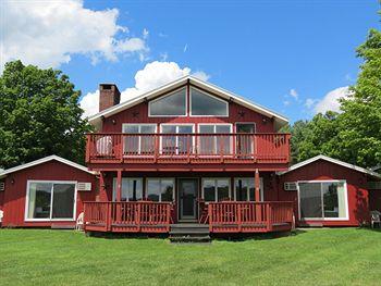 North Shire Lodge And Mountain View Pub