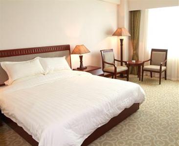 Yunfu Triumph Hotel